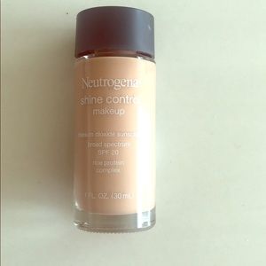 Neutrogena Foundation